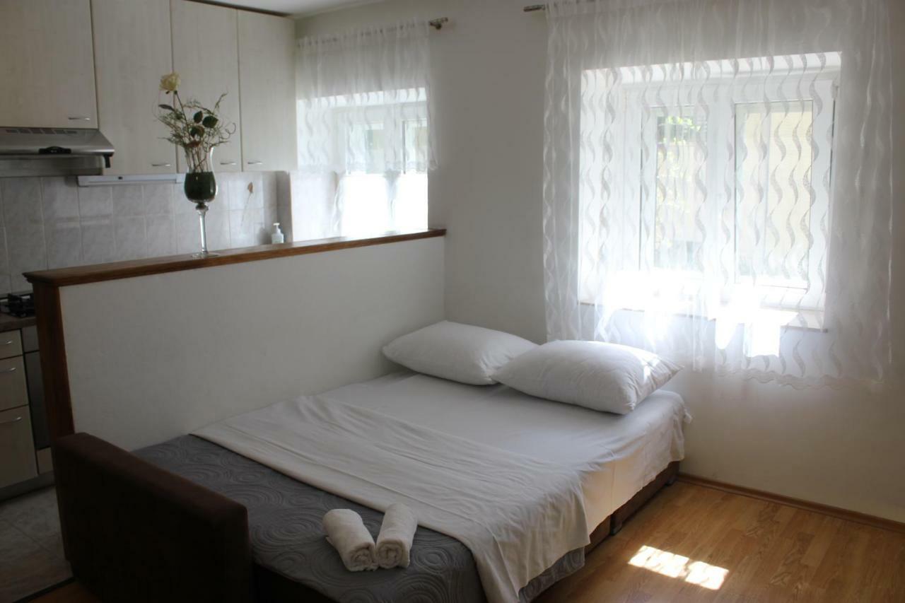 Apartman Tafra Omiš Exterior foto